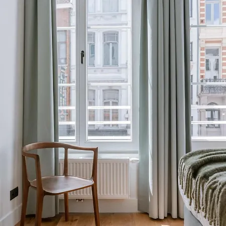 Huswell - Stylish In The Heart Of * Antwerpen